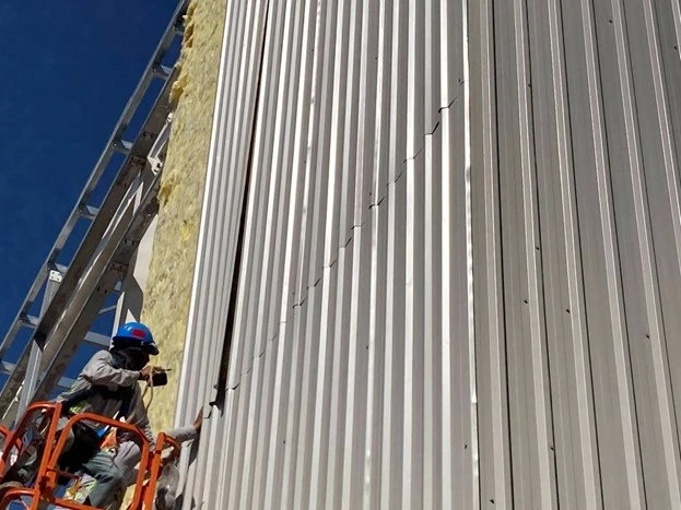 PROJECT Walls-of-the-building-at-Orion-Park-where-standing-seam-roof-was-provided