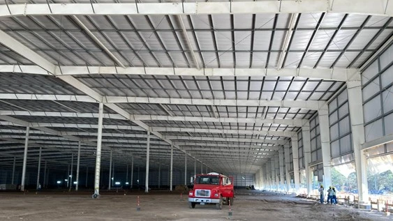 TIME Standing-seam-roof-viewed-from-the-Inside-of-Orion-Park-building